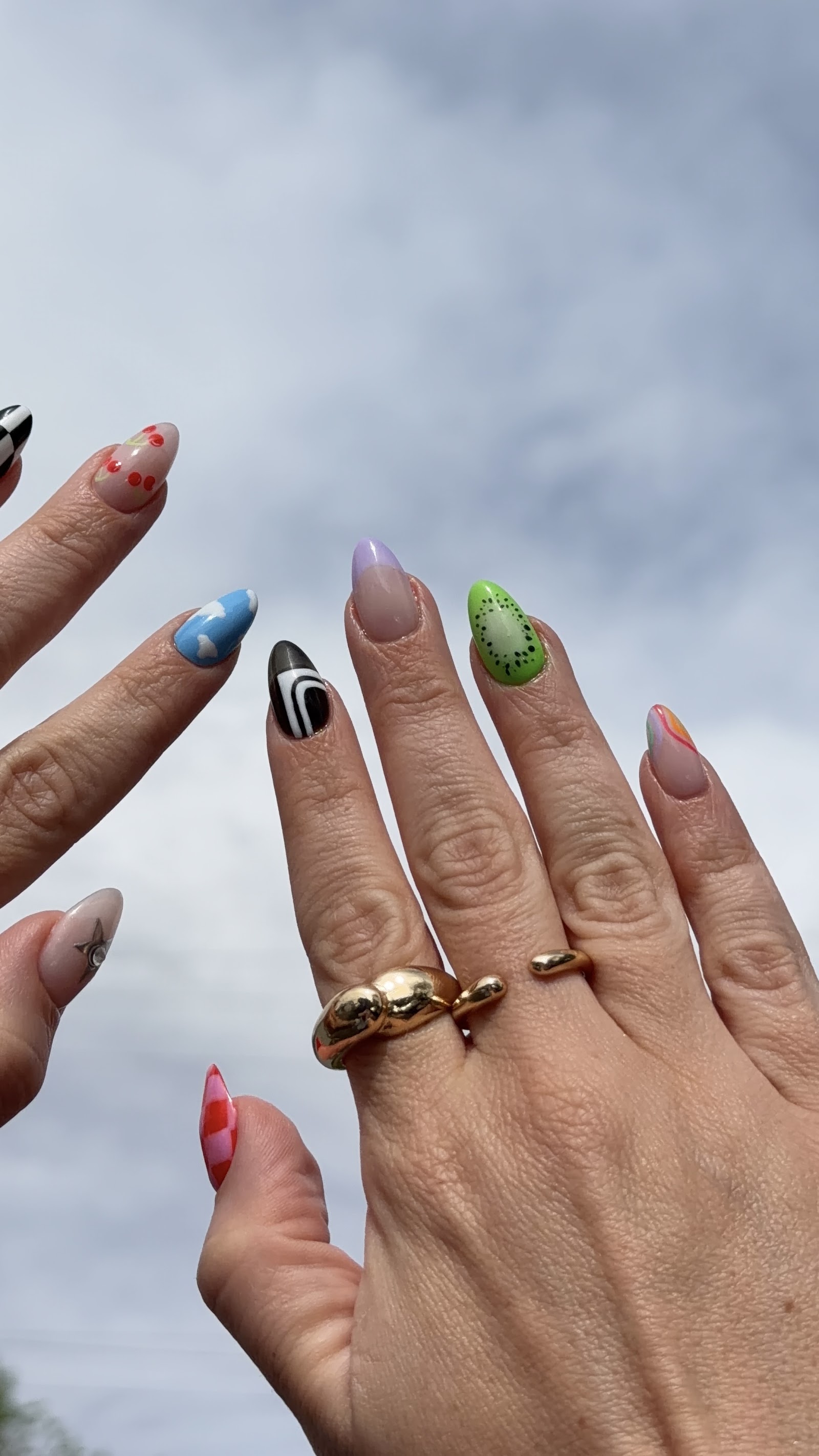 Madeline's Nail Artistry logo